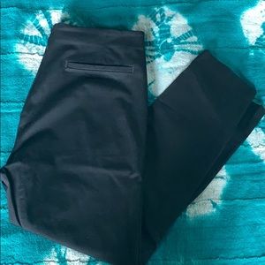 Madewell back zip cropped pant